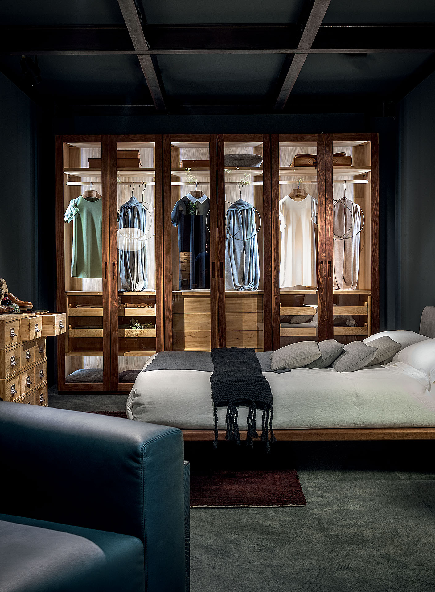 FOUR SEASONS GLASS Gallery 1