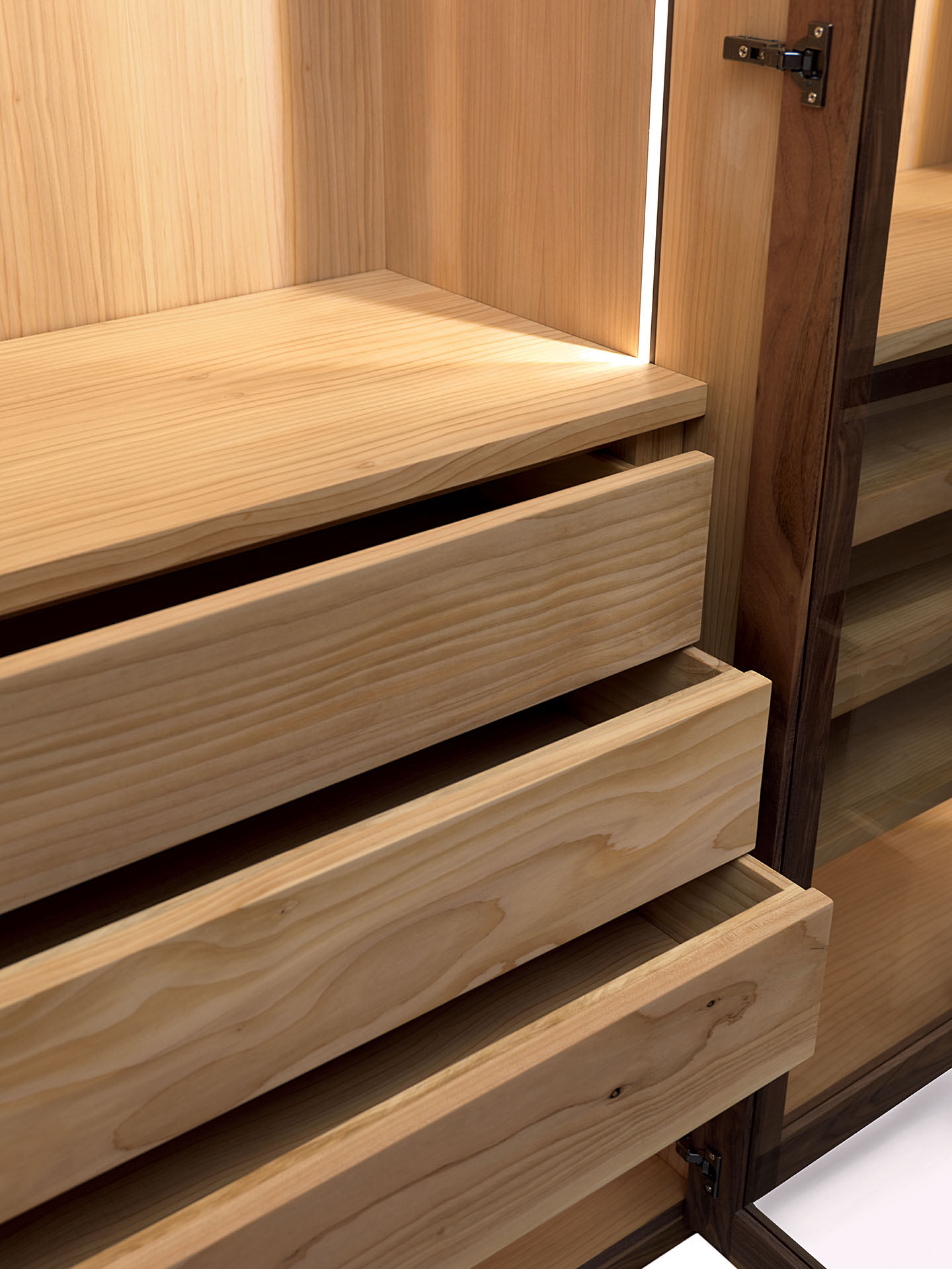 FOUR SEASONS GLASS Gallery 4