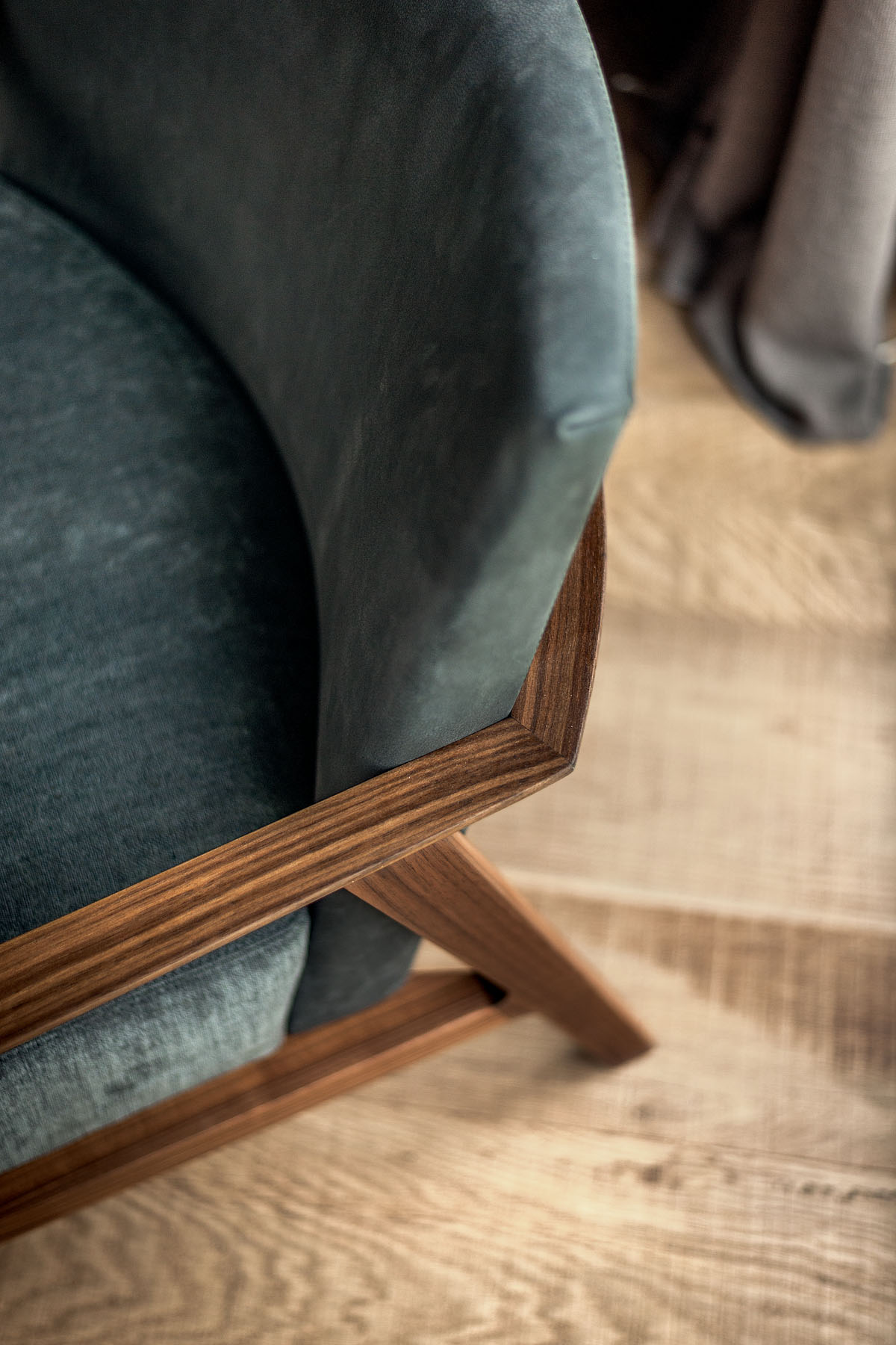 NOBLÉ ARMCHAIR Gallery 2