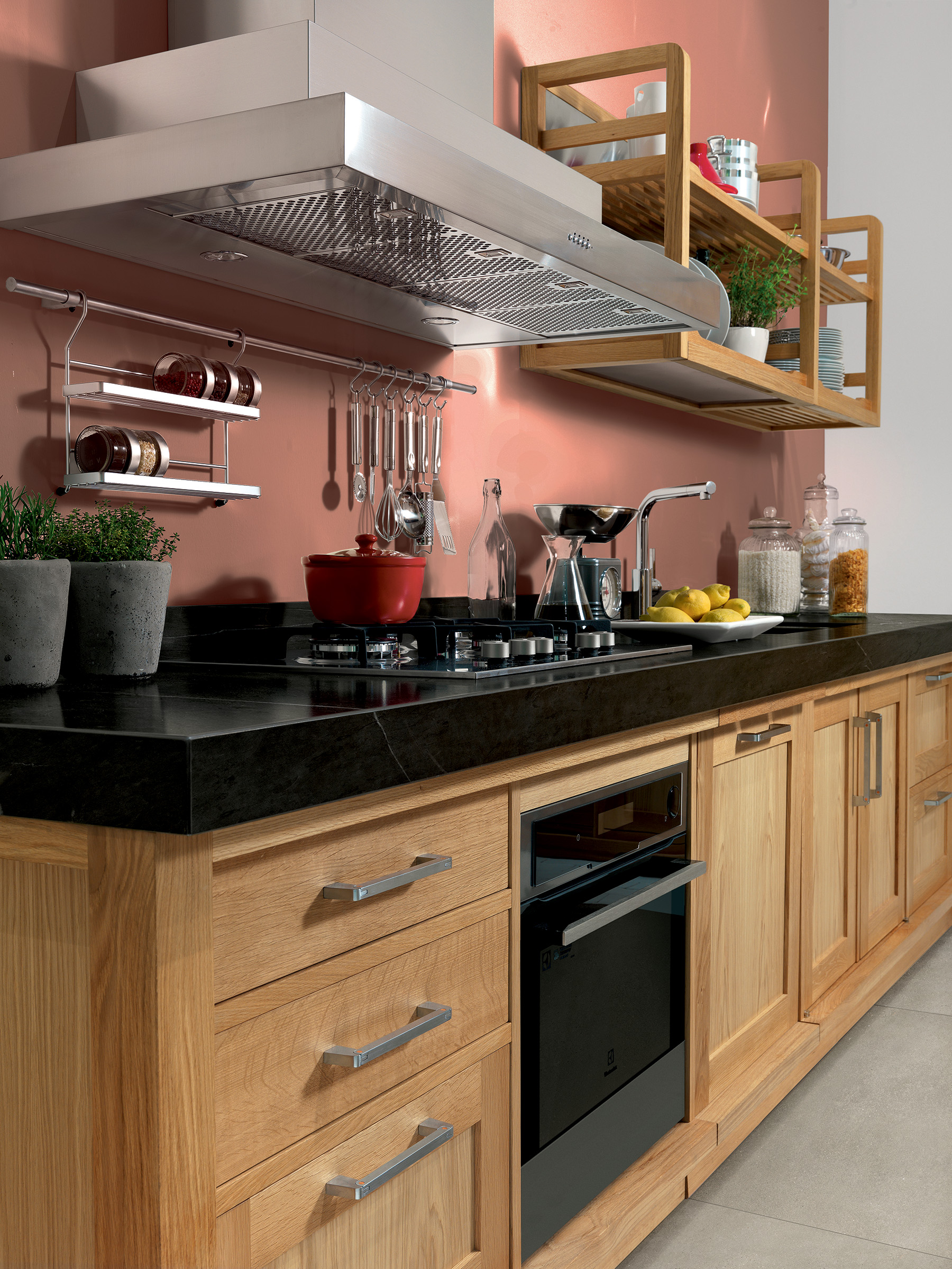 SEVEN DAYS Gallery 6